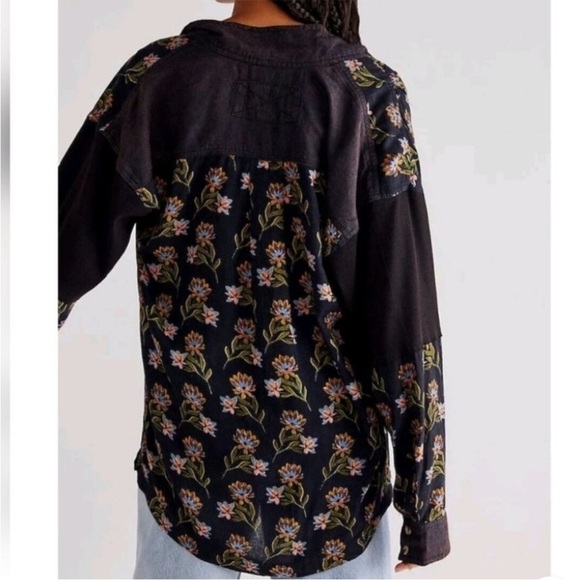 Free People Summer of Surf Pullover Button Henley Top Long Sleeve Size S Boho - Picture 4 of 16